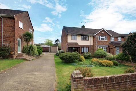 Toms Lane, Kings Langley