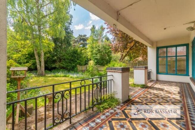 Covered Patio (Rear)
