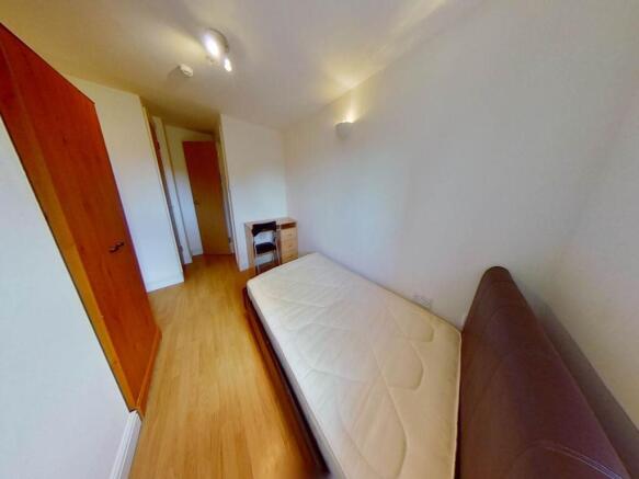 F4-5-Crwys-Road-1027