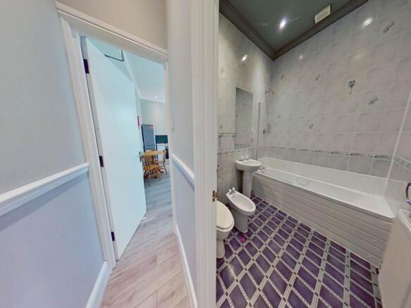 F7-20-The-Parade-061