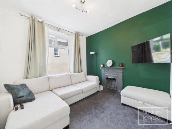 Sitting Room/Bedroom 3