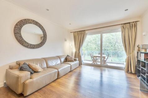 Acqua House, 
41 Melliss Avenue, TW9