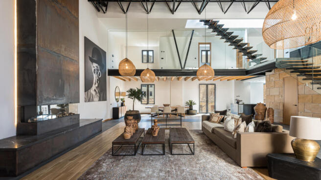 Loft-1.jpg
