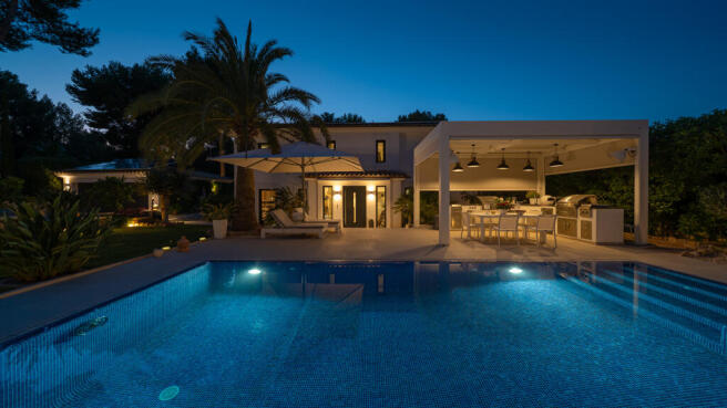 Montcada night-8.jpg