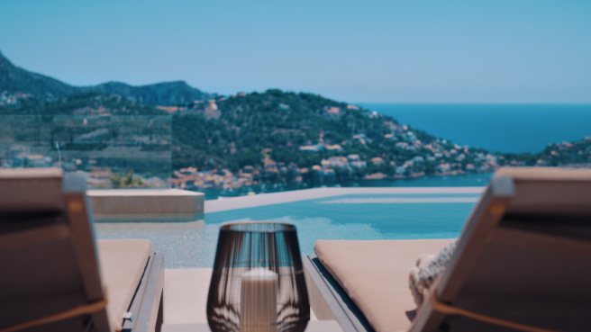 ANDTRAX FRAMES.00_00_52_01.Still018.png