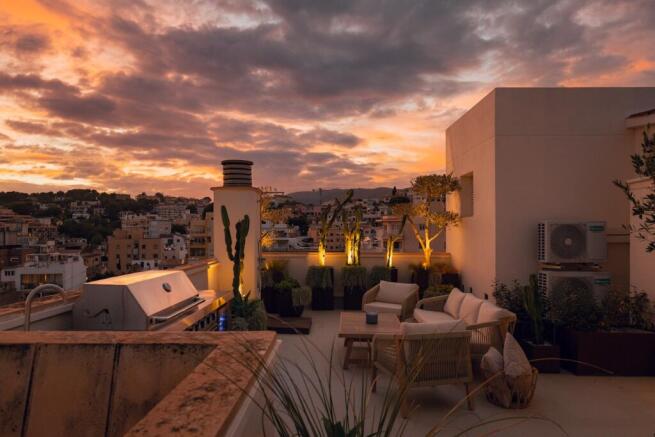 penthouse dusk - 004.jpg