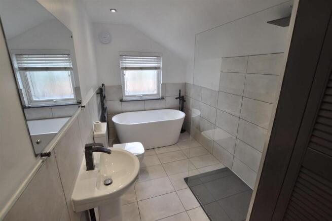 Druids Cottage (15).JPG