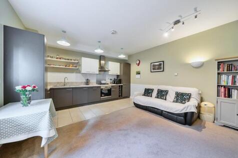 Whitman Court, Tooting, London, SW17