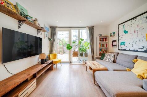 St. James Crescent, Lambeth, London, SW9