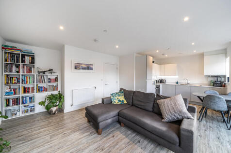 Sessile Court, Croydon, London, SE25