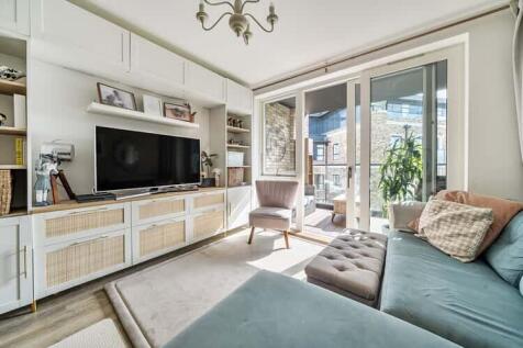 Concord Court, Chiswick, London, W4