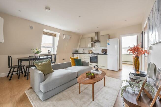 Orchard House, E18