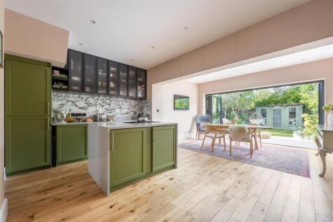 Waverley Road, South Woodford