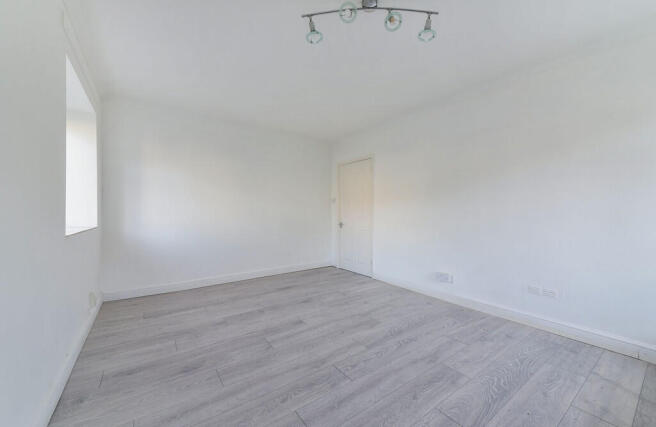 listing_318719_00...