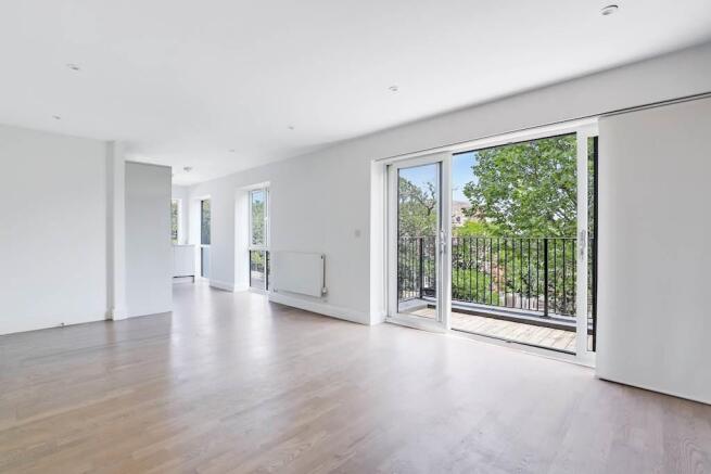 05-db84JHHGLL - F...