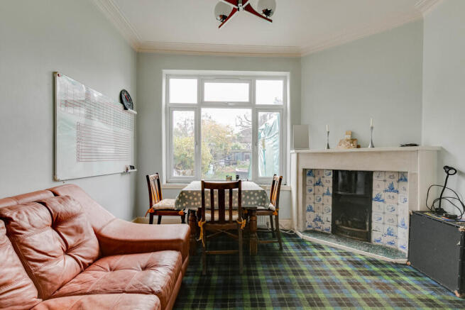 20 Grecian Cresce...