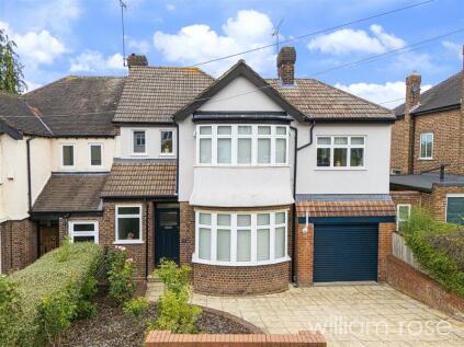 The Charter Road, Woodford Green