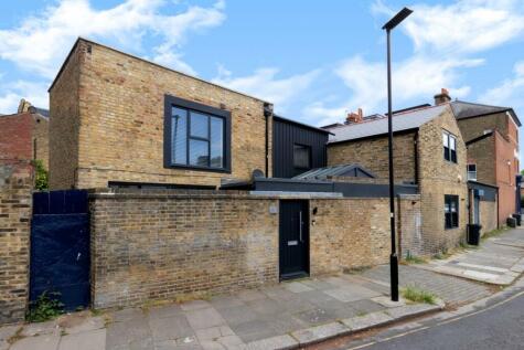 Ashbourne Grove, Chiswick, London