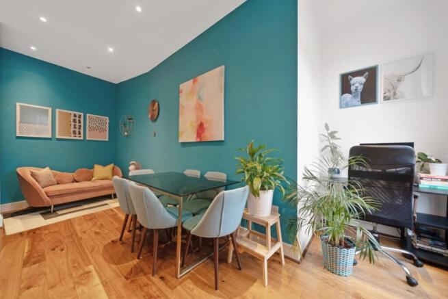 Chiswick High Road Flat 4 W4 Ph3.jpg