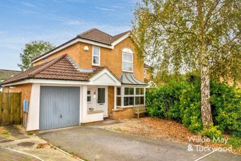 Hawkers Close, Cannington, Bridgwater, TA5