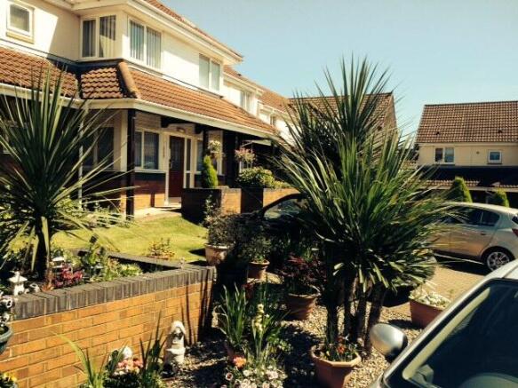 External view 2