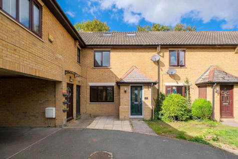 Church Hollow, Purfleet-on-thames, RM19