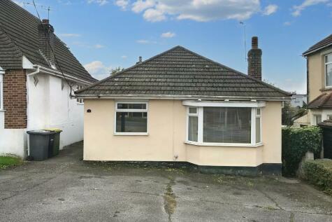 Rayleigh - 2 bedroom bungalow for sale