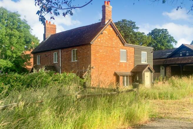 Appletree Cottage, Sutton Waldron, Blandford Forum, DT11 8PG