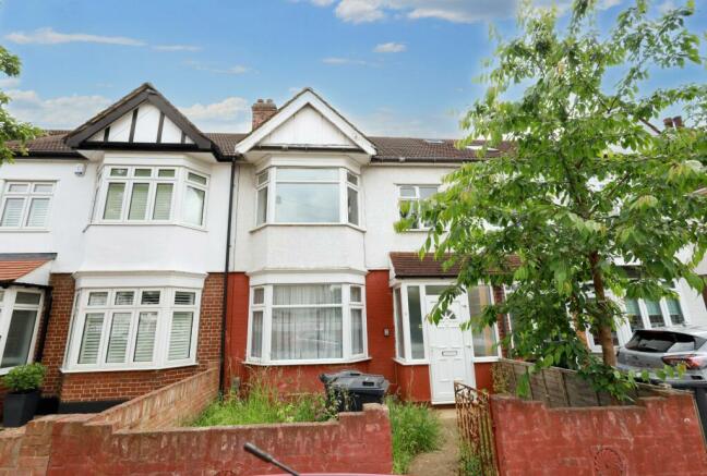 28 Overton Drive, Romford, Essex, RM6 4EH