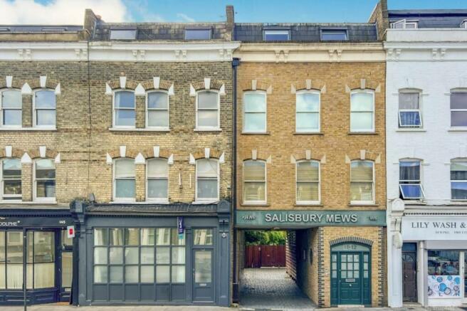 10B Salisbury Mews, London SW6 7DS