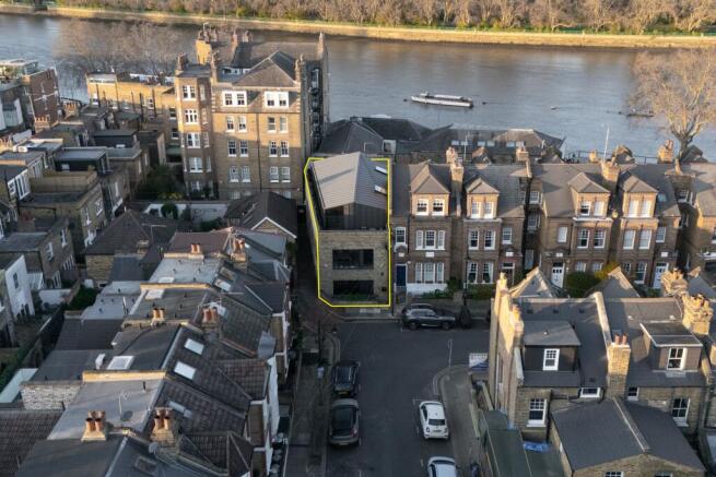 31 Ruvigny Gardens, Putney, London, SW15 1JR