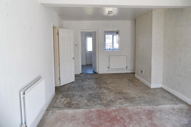 64 Glaisdale Avenue, Coventry, CV6 4LR