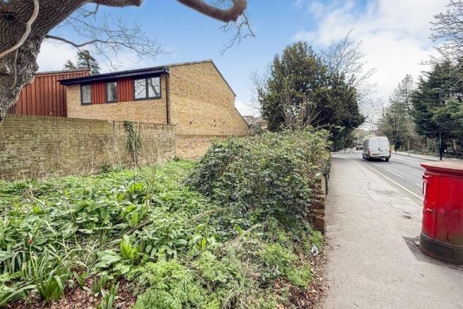 Land Adjacent to 1A Selborne Road, Croydon, Surrey, CR0 5JQ