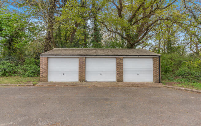 Garages 1-3, Cobbett Way, Botley, Southampton SO30 2ET