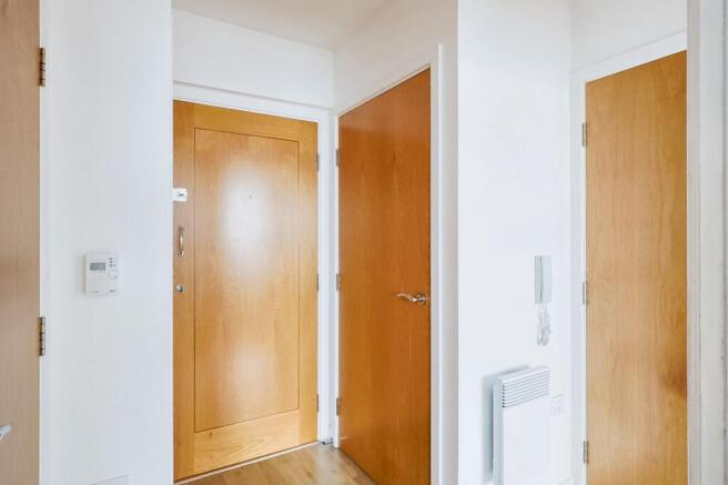 Flat 415 Becket House, New Road, Brentwood, Essex CM14 4GA