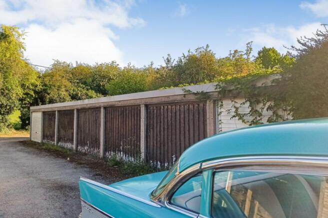 Garages 1 - 21 Hedge End Road, Andover SP10 2DJ