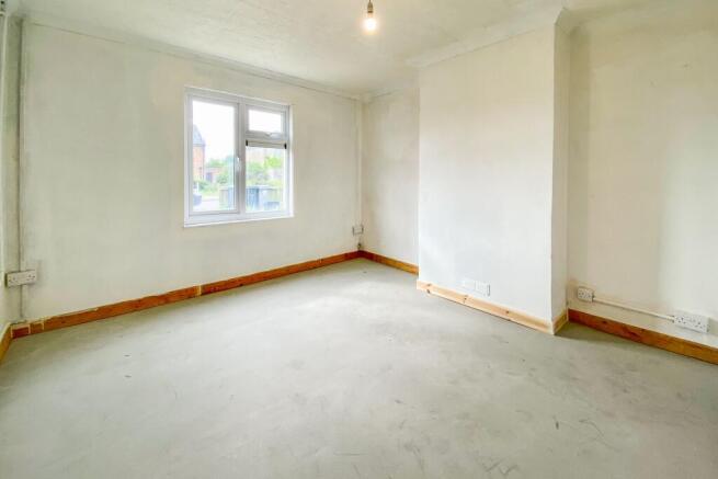 18 Queens Road, Royal Wootton Bassett, Swindon, Wiltshire, SN4 8AW