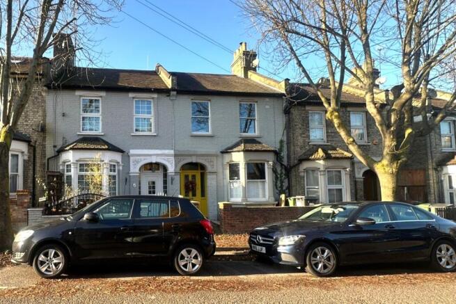 16 Kenilworth Avenue, London E17 4PE
