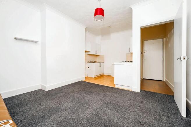 Flat 3 Mayfair Court, 9 St. Andrews Road, Southsea PO5 1EP