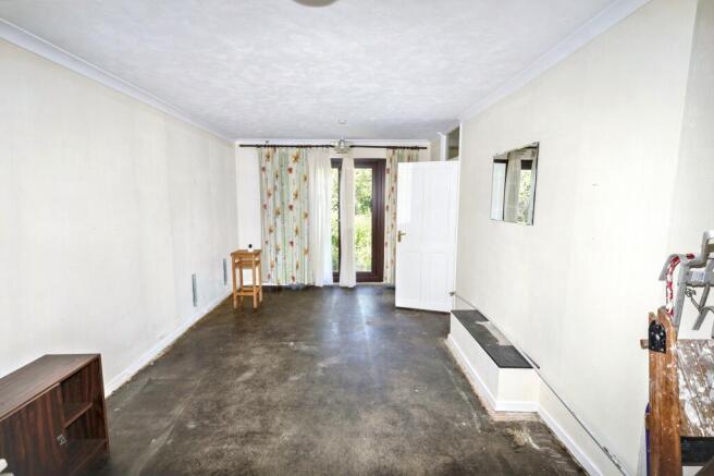 15 Keighley Road, Romford, Essex, RM3 8RB