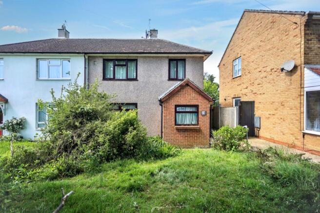 15 Keighley Road, Romford, Essex, RM3 8RB
