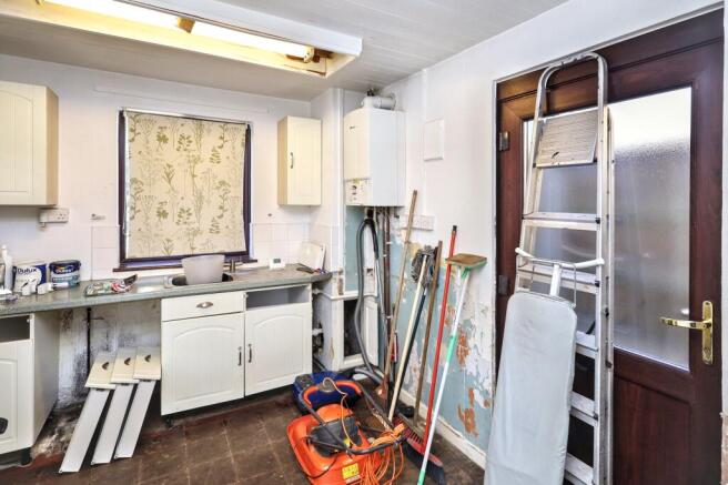 15 Keighley Road, Romford, Essex, RM3 8RB