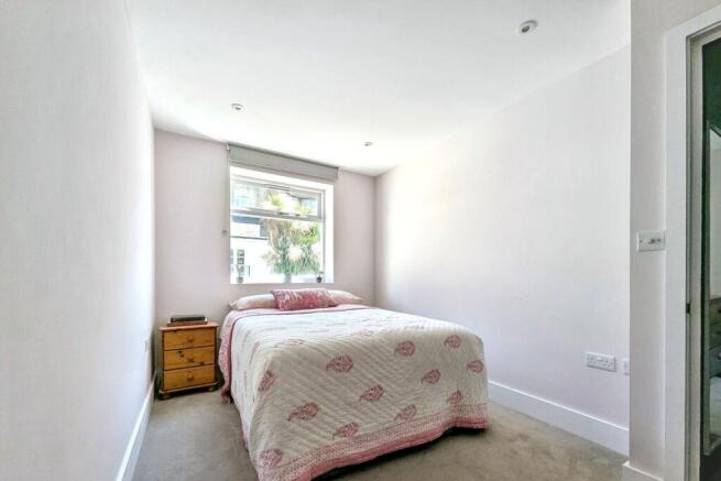 First Floor Flat, 5 Clayland's Place, London, SW8 1NL