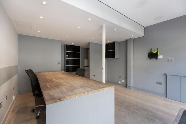 6 Ravenswood Road, Balham, SW12 9PJ
