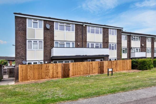 Flat A, 13 Cypress Road, Witham, Essex, CM8 2SR