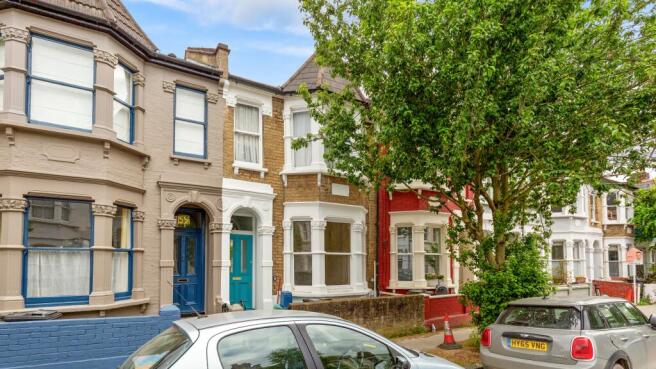Flat A, 61 Belgrade Road, Stoke Newington, London, N16 8DH