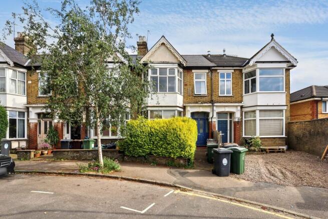 40a Cleveland Park Crescent, Walthamstow, London, E17 7BT