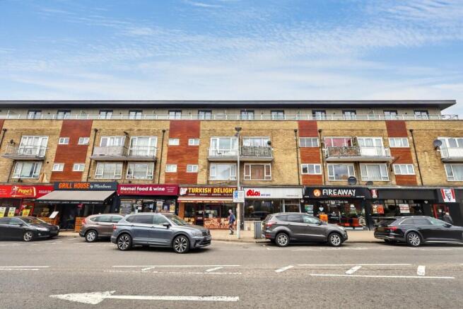 130-148A The Marlowes & Flats 1-8 ,11-18, 18a - 18g, The Square, Hemel Hempstead HP1 1ER