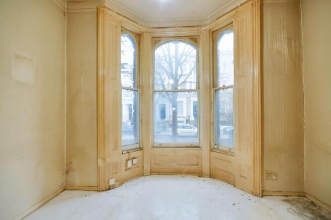 11b Chesterton Road, London W10 5LY