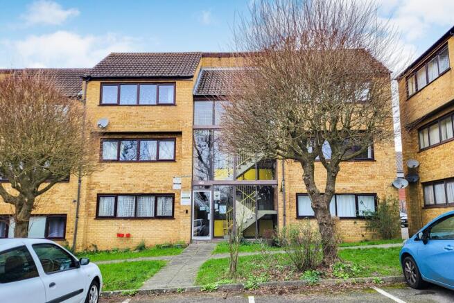60 Ivel Court, Yeovil, South Somerset, Somerset, BA21 4HY